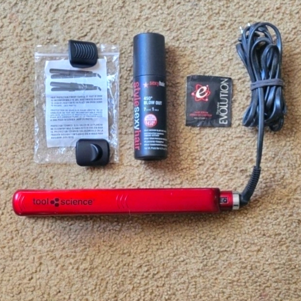 ♥︎Tool Science Flat Iron + Heat Protection + Free Gift♥︎